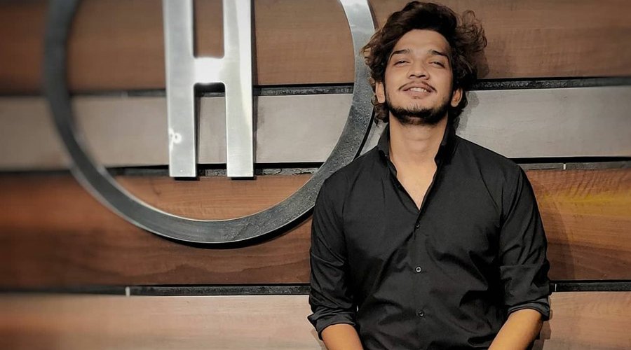 The Comedy Chronicles: Munawar Faruqui's Insightful Journey from Punchlines to Mic Drops, Infusing Laughter and Emotion 